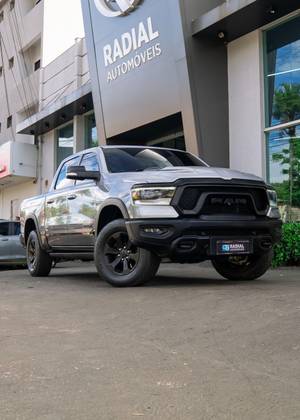 RAM 1500 5.7 V8 GASOLINA REBEL CD 4X4 AUTOMÁTICO RAM 1500 5.7 V8 GASOLINA REBEL CD 4X4 AUTOMÁTICO